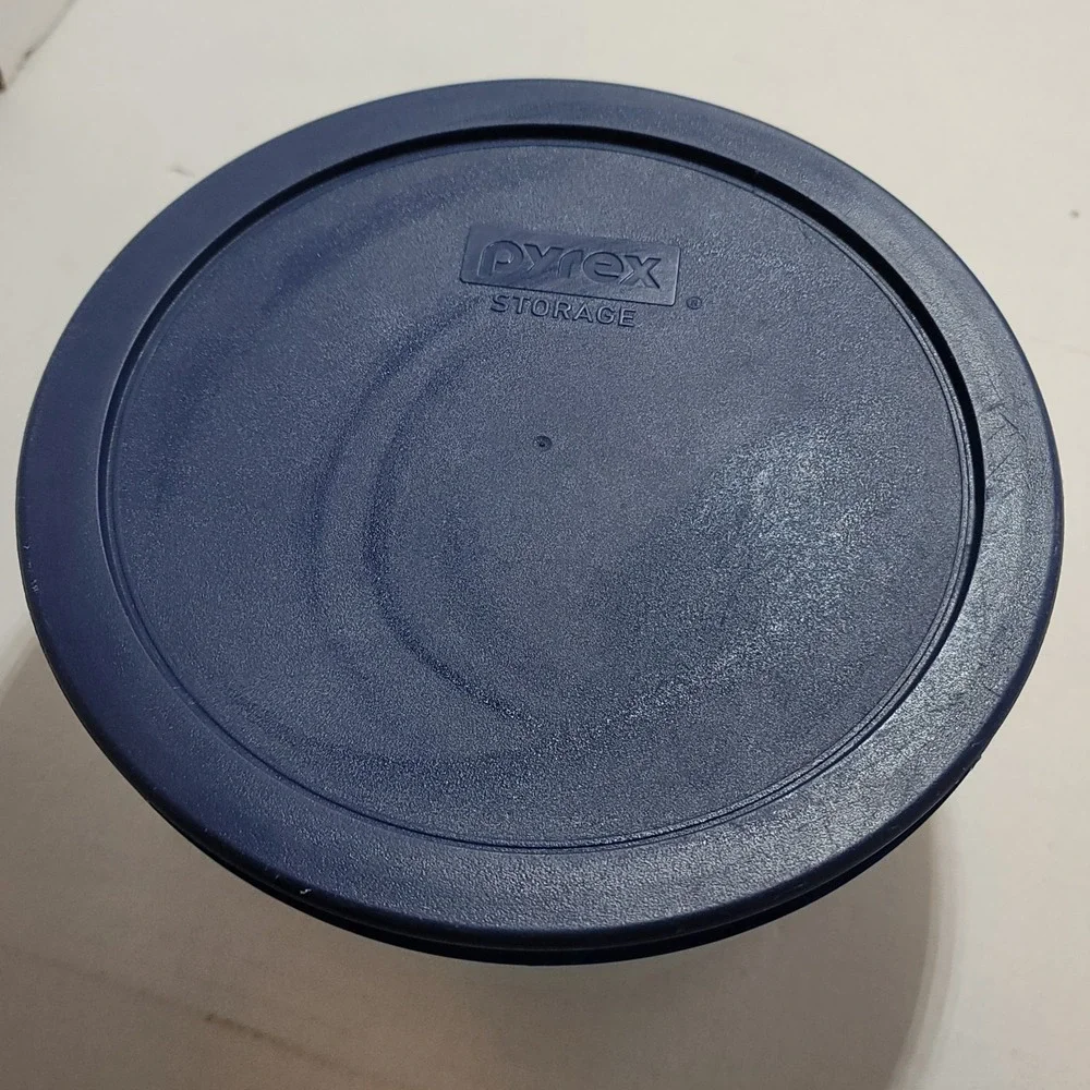 Pyrex‎ 7203 7-Cup Round Glass Food Storage Bowl